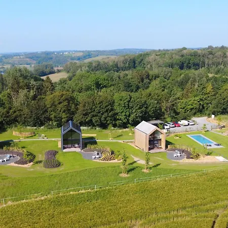 Amazing With Shared Pool Holiday home *